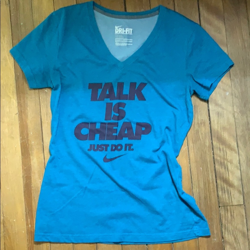 Slim Fit Nike Tee